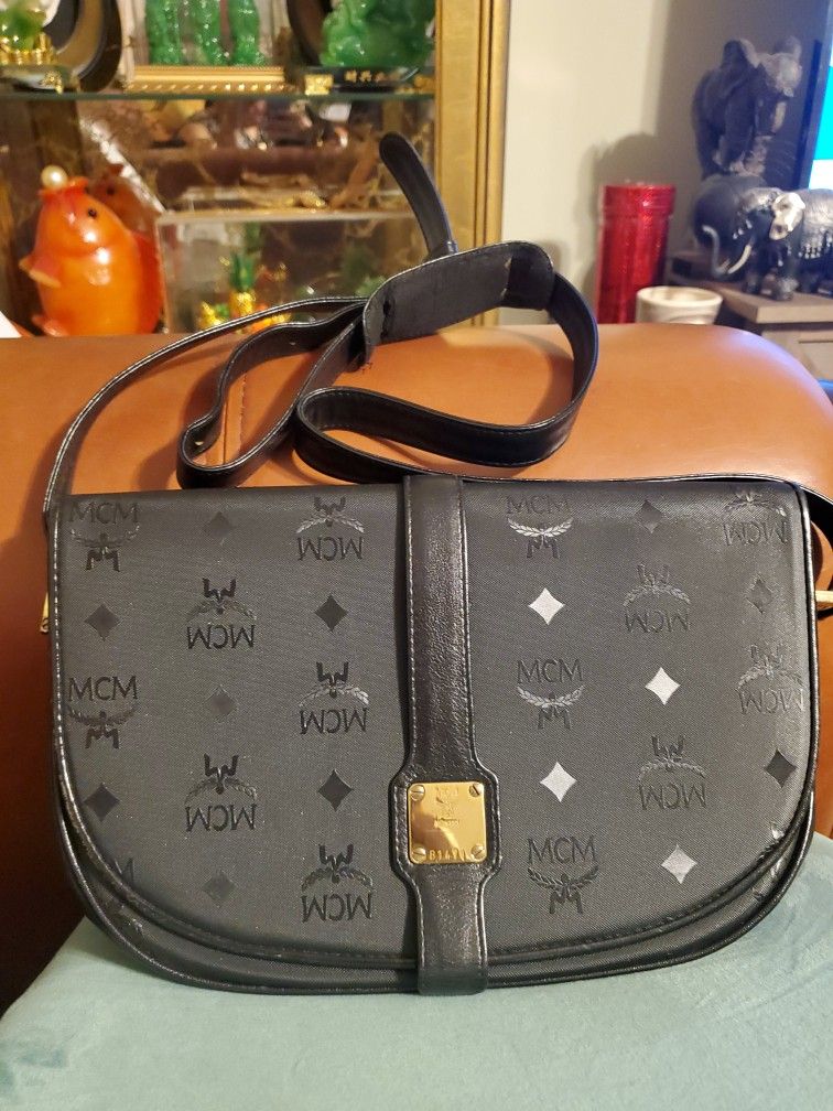MCM sling Bag On SALE