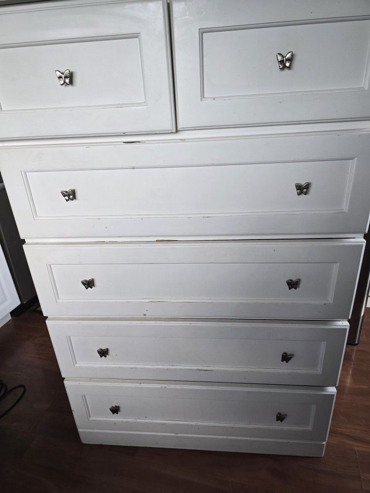 Solid wood white dresser 6 draws butterfly knobs
