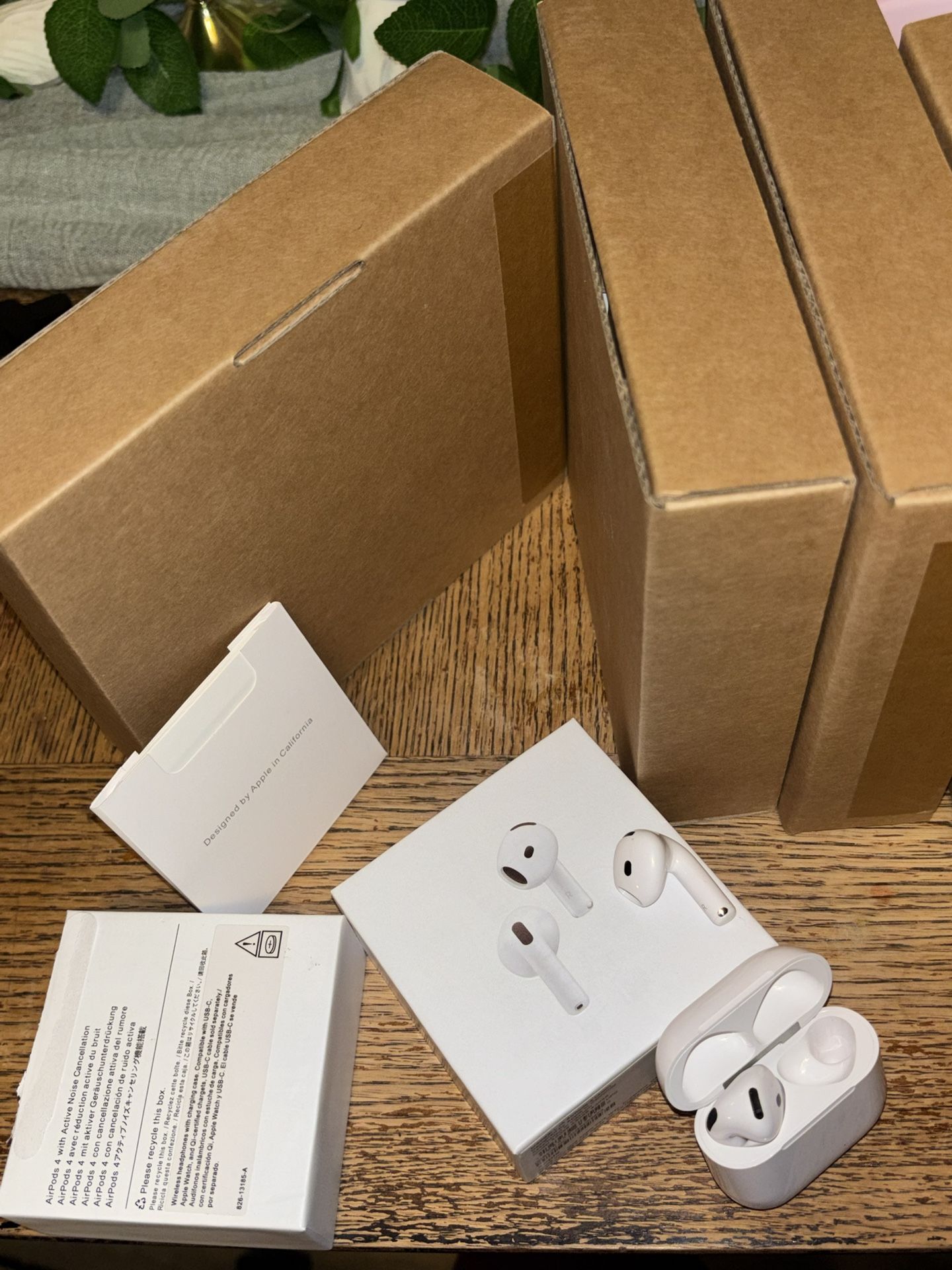 Apple AirPod 4th Generation Noise Cancellation