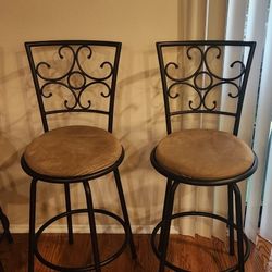 Counter height chairs/bar stools, metal