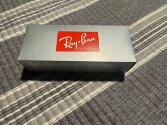 Ray-Ban Sunglasses - Wayfarer Classic