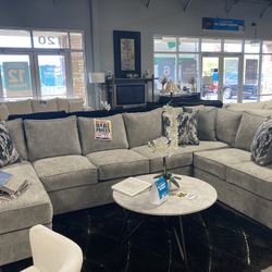 grey sectional☑️✨ $2,699