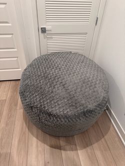4 foot Bean bag