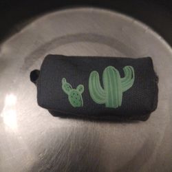 Large Aluminum Dog Dish(2) Poop Bags 