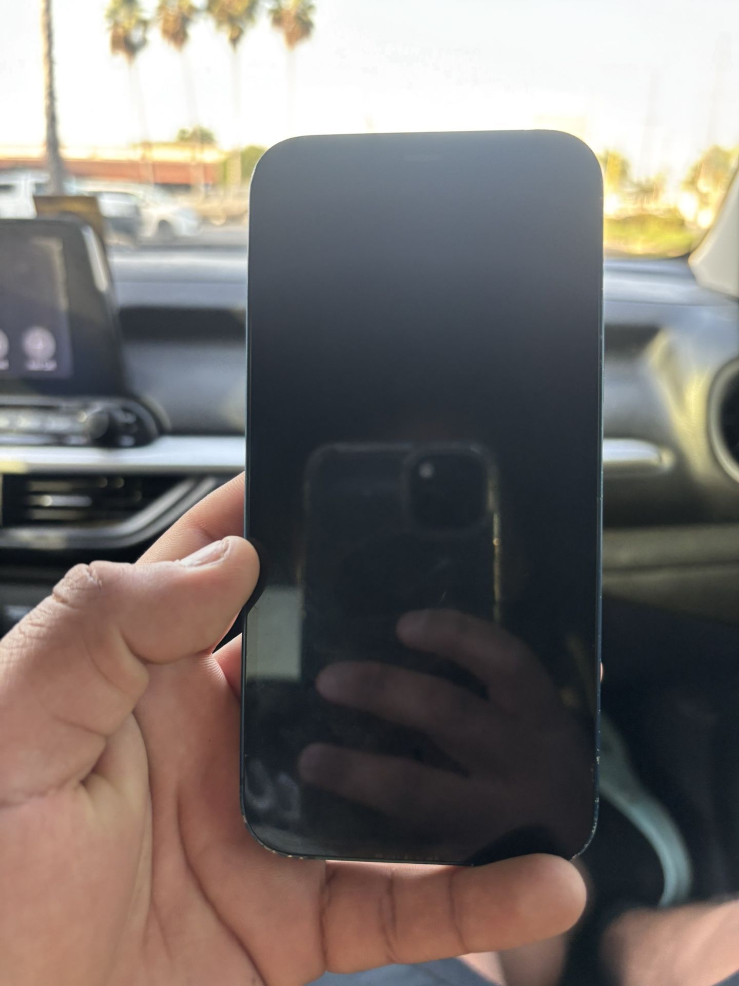IPHONE 12 ( READ DESCRIPTION)