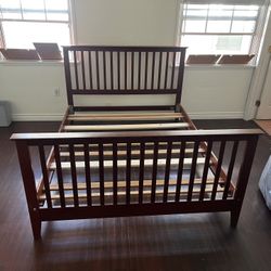 Bed Frame Queen size 