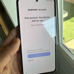 Samsung Galaxy S25, Like New 