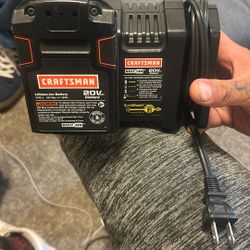 Craftsman Battery And Battery Charger W Bolt On Drill 