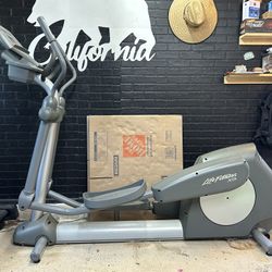 life fitness x9i elliptical
