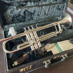 Yamaha YTR-6335S professional B♭ trumpet