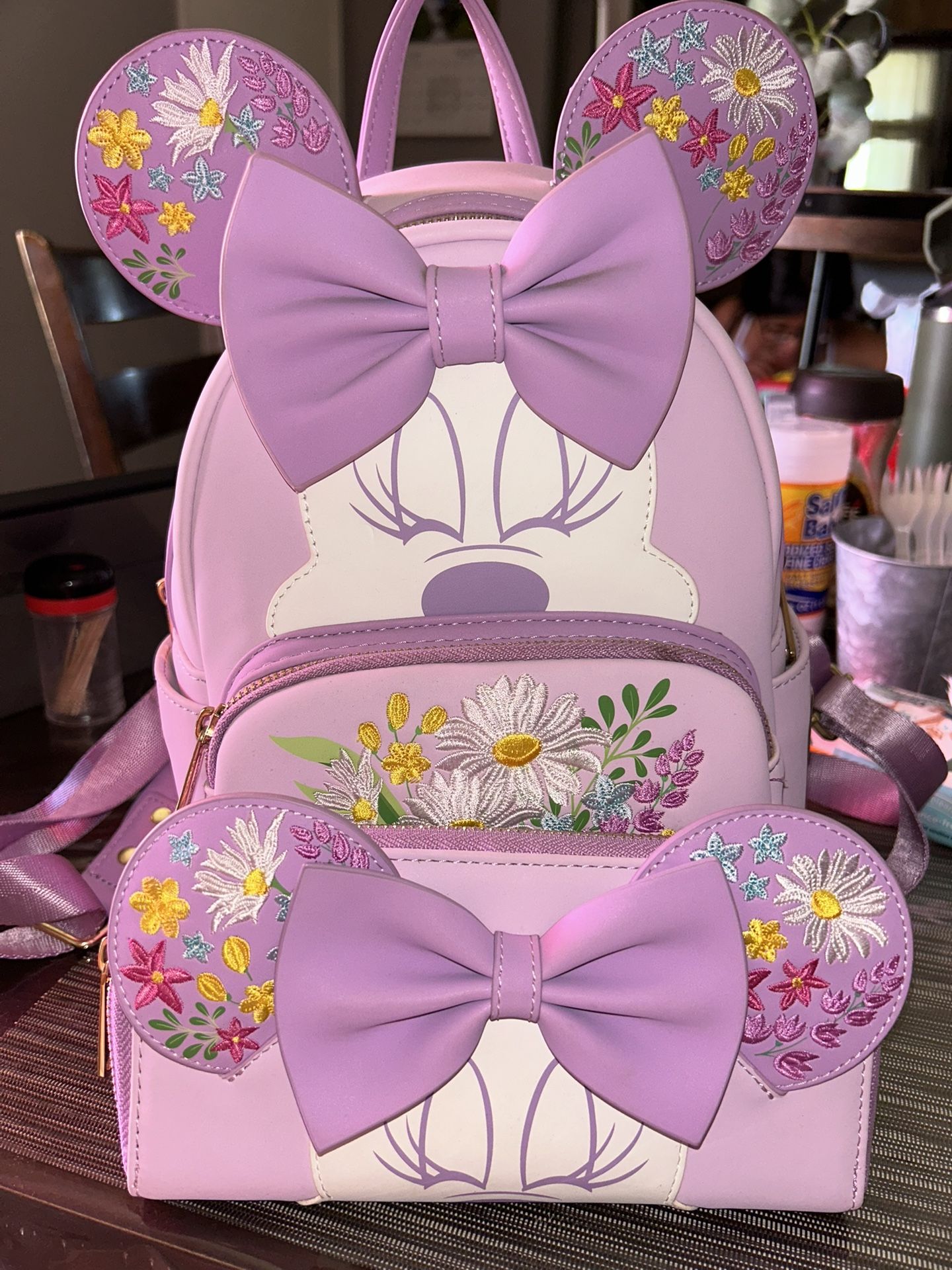 Minnie Mouse Loungefly With Wallet