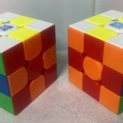 Rubik’s Speed Cubes And MoYu Backpack 
