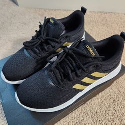 Adidas Womens Size 8.5 running shoes, brand new, in the box