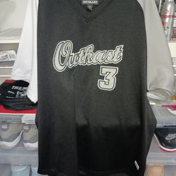 Vintage OUTCAST jersey stitched 
SIZE :2XL 
