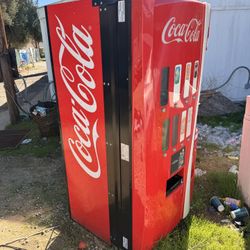 Coca-Cola Vending Machine 