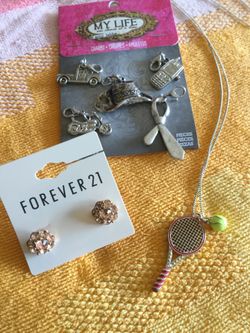 Assorted fashion jewelry and 5 Charms / Check out my store on OfferUp 😁👍 More jewelry and collectables