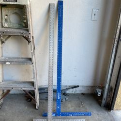 2 Drywall Rulers
