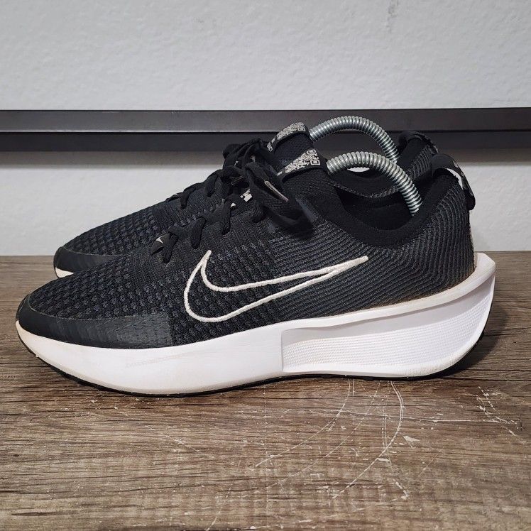 Nike Interact Run Men's Running Shoes Size 7.5