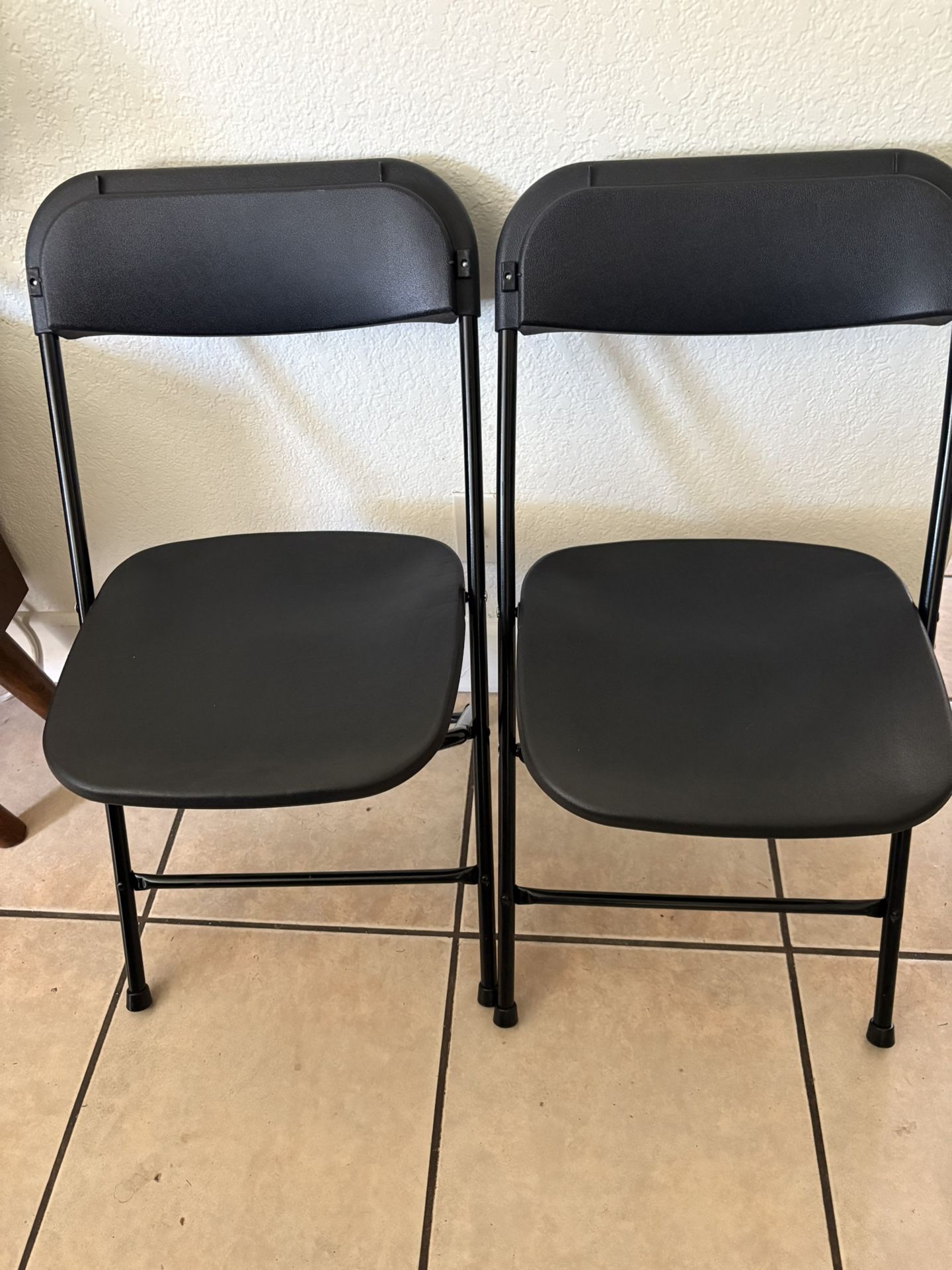 50 Plastic Folding Chairs