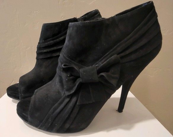 Black Suede Aldo Bootie 4"Heels Sz 38(7.5/8) $25