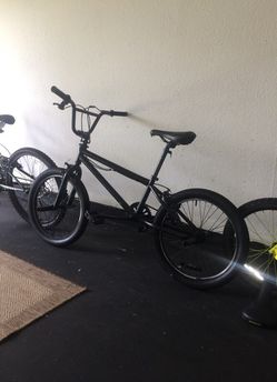 All black Bmx Bike