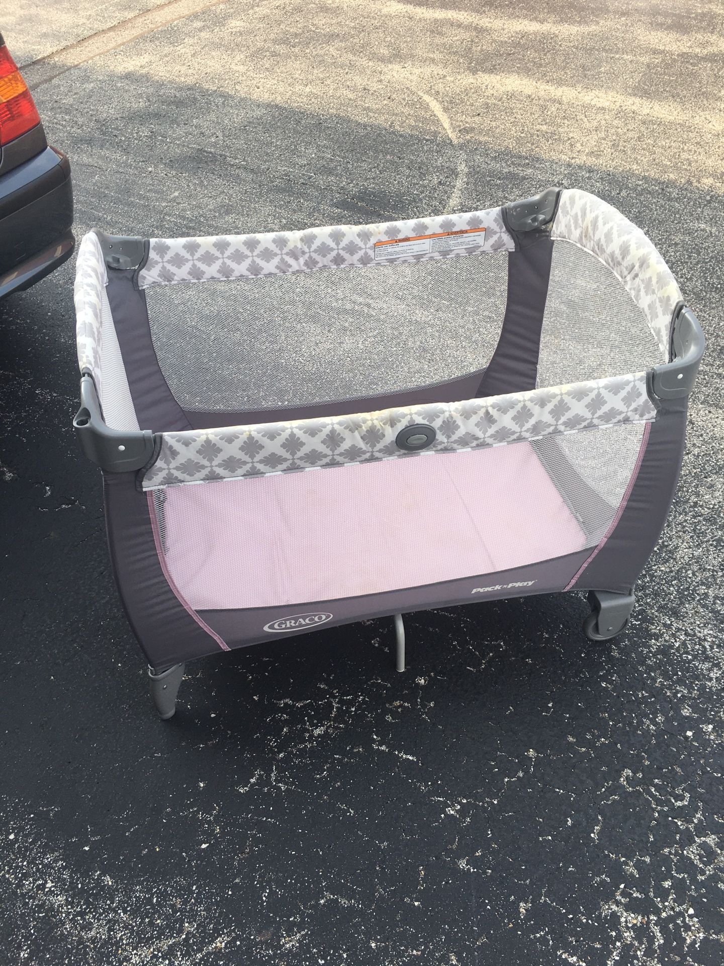 Pack N’ Play Baby Crib