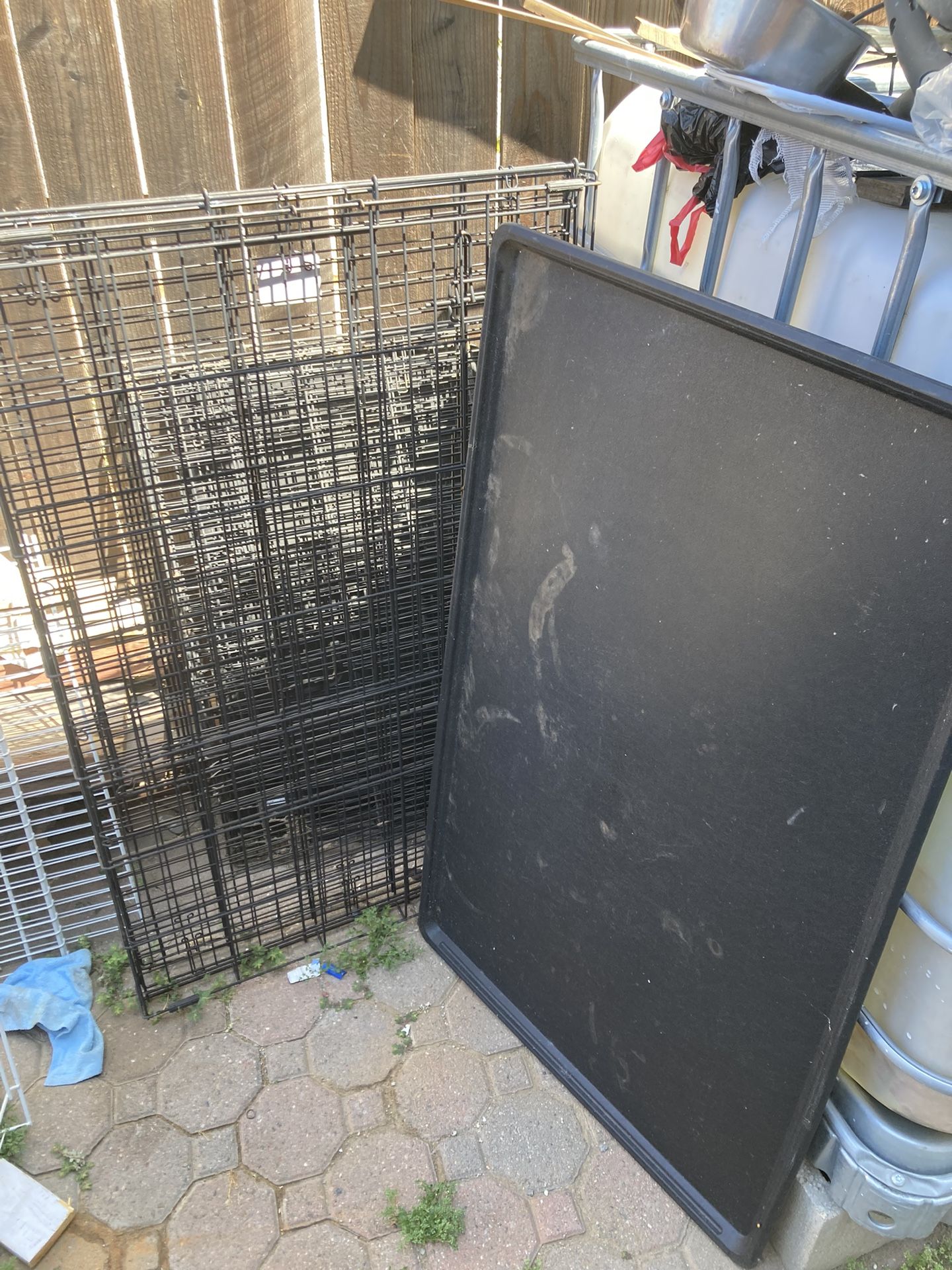 Large Dog Kennel/ crate