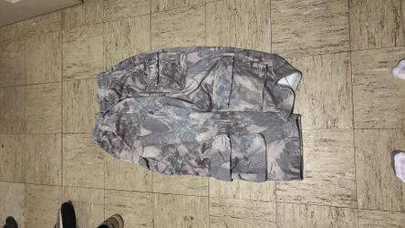 young la tan camo sweatpants.