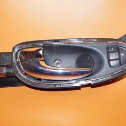 JAGUAR XJ DOOR HANDLE LEFT DRIVER 2004 2005 2006 2007 2008 2009 2W93-22601-CK
