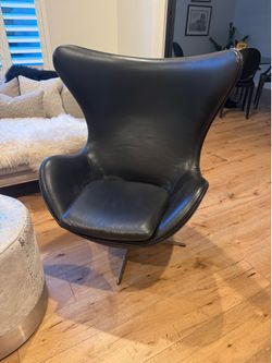 MCM Vintage Arne Jacobsen Egg Chair