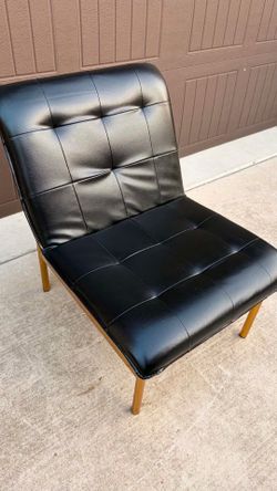 Beautiful Black Leather Accent Chair