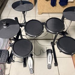 ALESIS TURBO MESH 7 Piece Electronic Drum Set