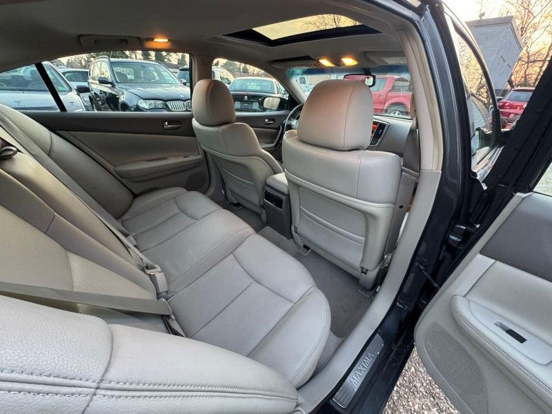 2009 Nissan Maxima