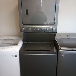 Kenmore 27in Wide Washer And Dryer Combo Delivery Warranty Available 