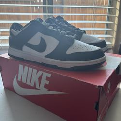 Nike Panda Dunks size 10.5