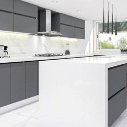 Custom Kitchen Cabinets 