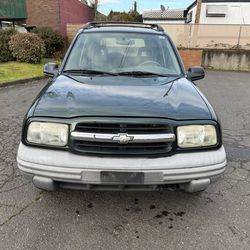 2002 Chevrolet Tracker