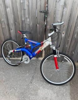 Motiv rockpoint Bicycle Mountain Bike adult MTB, 26" wheels, 24 gears. Bicycle.