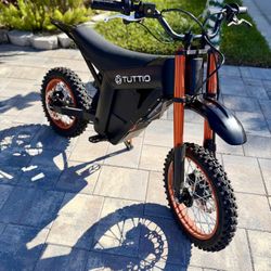 Tuttio Soleil 01, Only 2 Months Old, Like New!