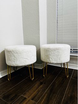 Set of 2 - faux fur stools
