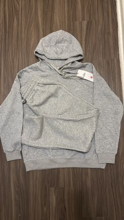 Grey Uncuffed Alo set Size M