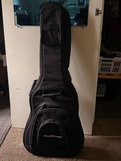 Acoustic Guitar like New