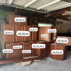 Kitchen Cabinet Set 
