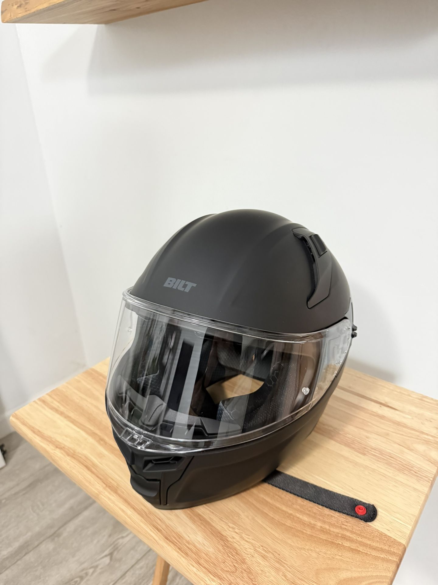 BILT CHARGER MOTORCYCLE HELMET