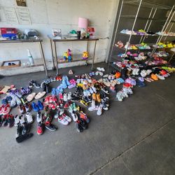 Huge Garage Sale JUNE 1st and 2nd Until 3pm! 