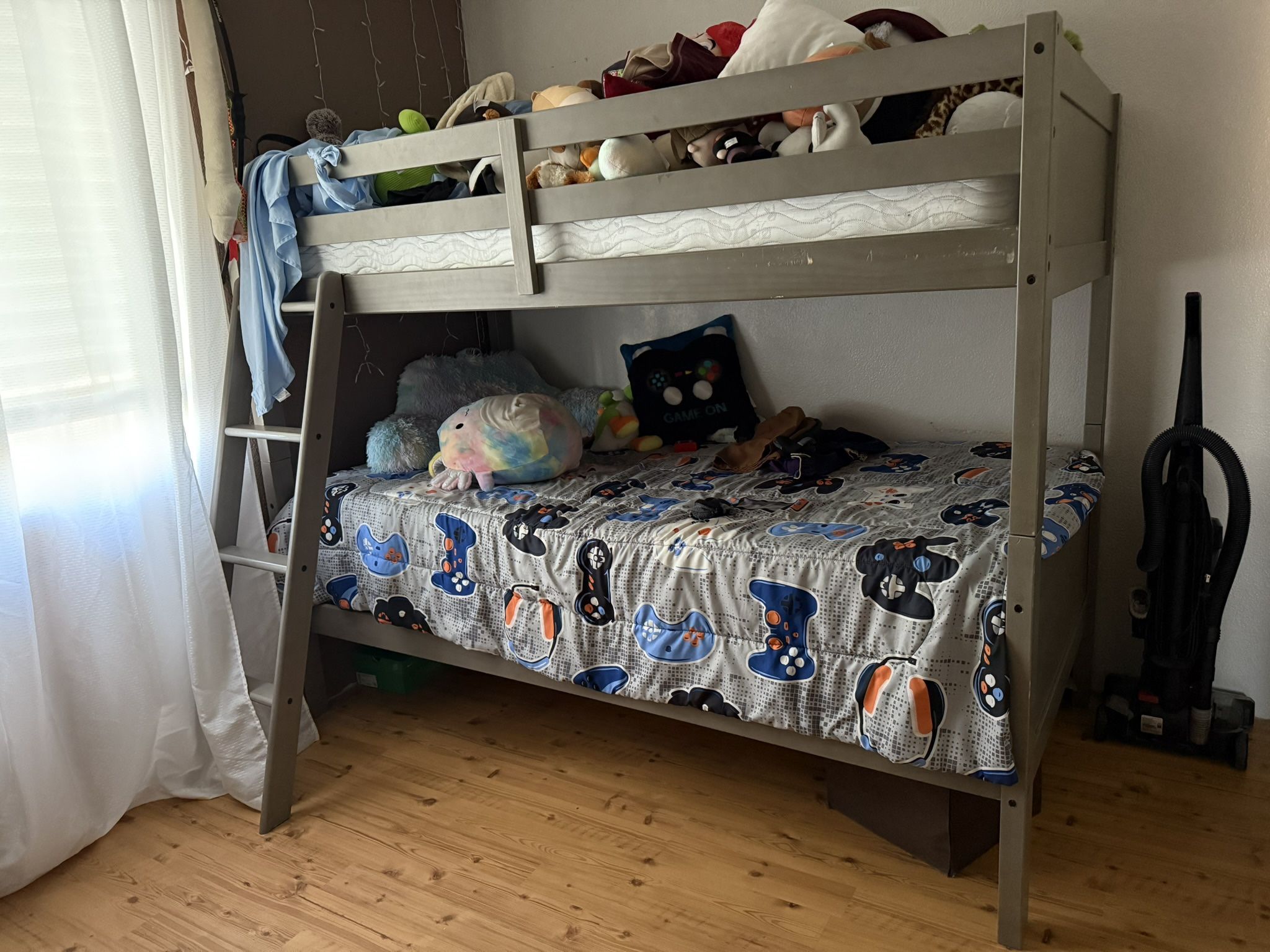 Wood Bunk bed Twin size