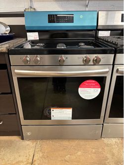 New! Frigidaire Gallery 30” Gas Stove #061