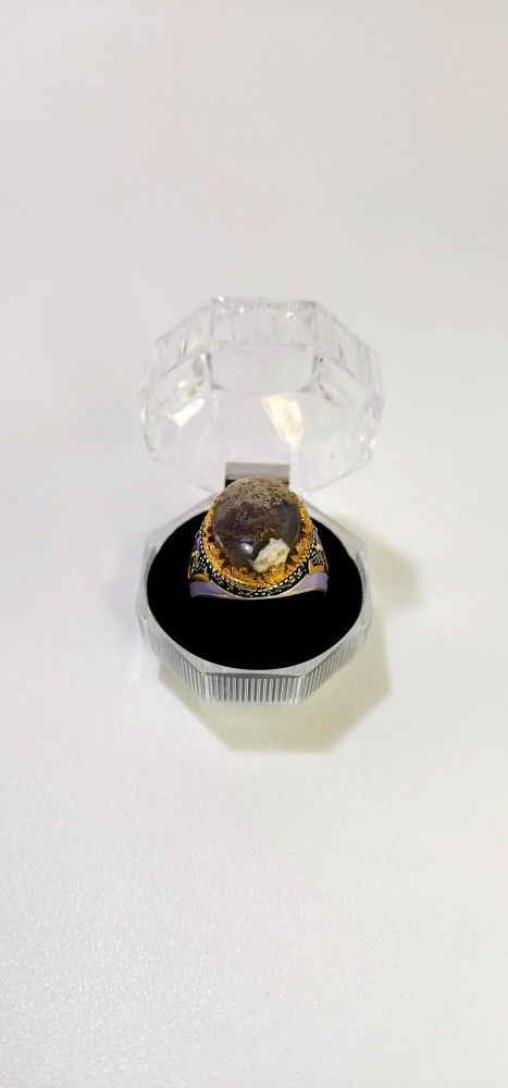 Natural Arabian Gemstone Ring With Silver Frame 925
Size 10.5 USA