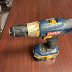 Brushless drill 18v