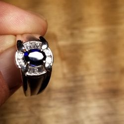 MENS 18K WHITE GOLD SAPPHIRE RING (SIZE 11)